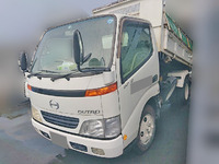 日野デュトロ三転ダンプ小型（2t・3t）[写真04]