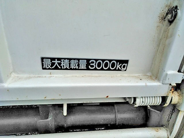 日産アトラス平ボディ小型（2t・3t）[写真15]