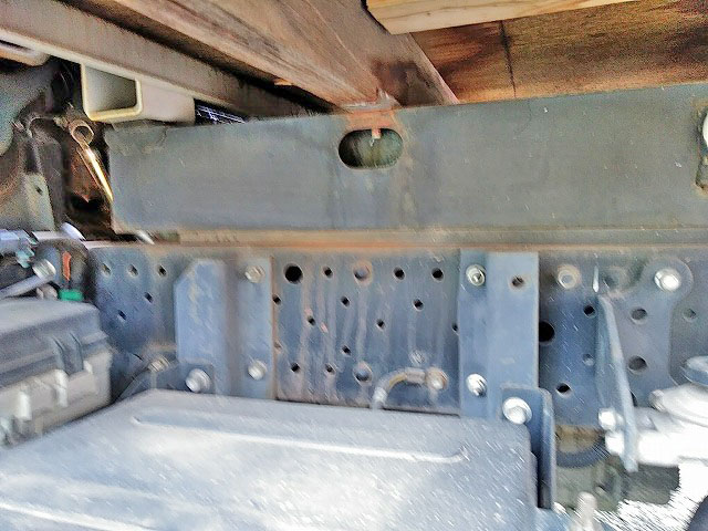 日産アトラス平ボディ小型（2t・3t）[写真22]