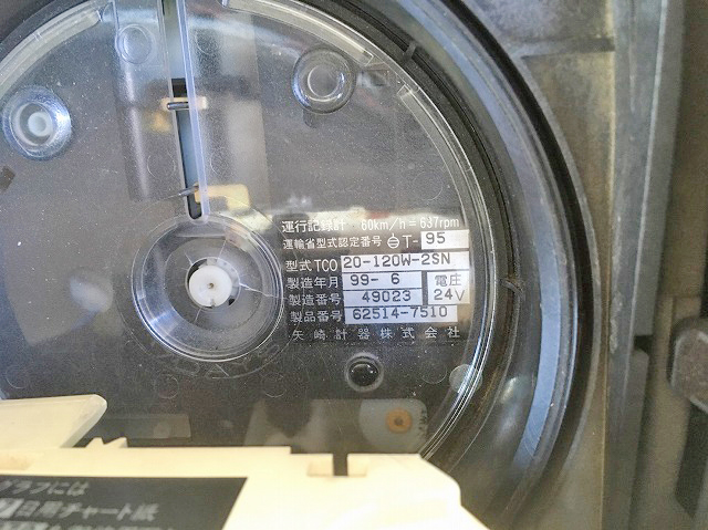 日野プロフィアダンプ大型（10t）[写真37]