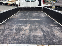 三菱ふそうキャンター平ボディ小型（2t・3t）[写真13]