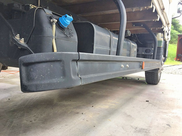 三菱ふそうキャンター平ボディ小型（2t・3t）[写真17]