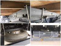 三菱ふそうキャンター平ボディ小型（2t・3t）[写真18]