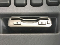 三菱ふそうキャンター平ボディ小型（2t・3t）[写真36]