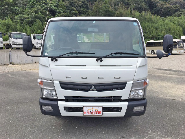 三菱ふそうキャンター平ボディ小型（2t・3t）[写真09]