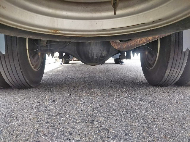 いすゞエルフクレーン4段小型（2t・3t）[写真21]