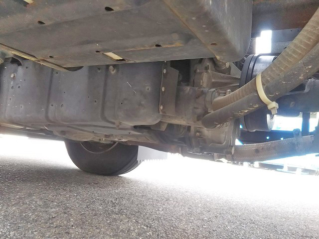 いすゞエルフクレーン4段小型（2t・3t）[写真24]