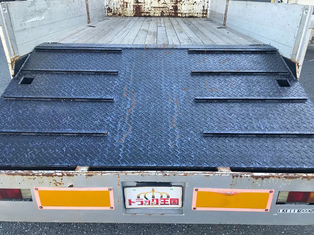 日野レンジャー回送車中型（4t）[写真11]