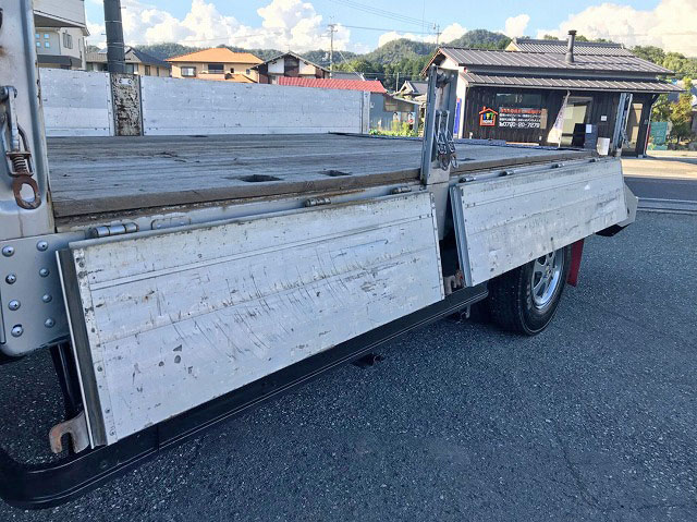 日野レンジャー回送車中型（4t）[写真18]