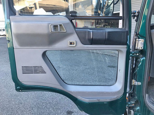 日野レンジャー回送車中型（4t）[写真29]