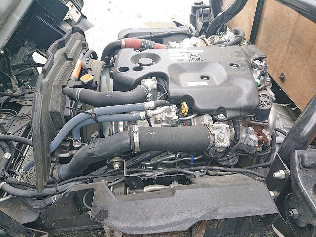 いすゞエルフ平ボディ小型（2t・3t）[写真17]