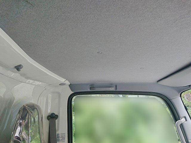 いすゞエルフ平ボディ小型（2t・3t）[写真20]