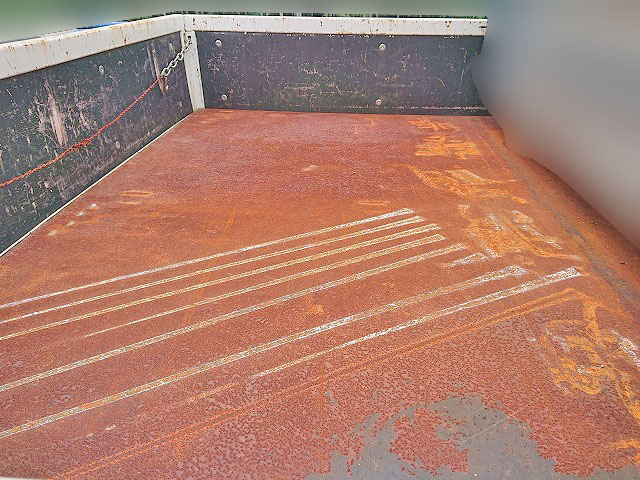 いすゞエルフ平ボディ小型（2t・3t）[写真08]