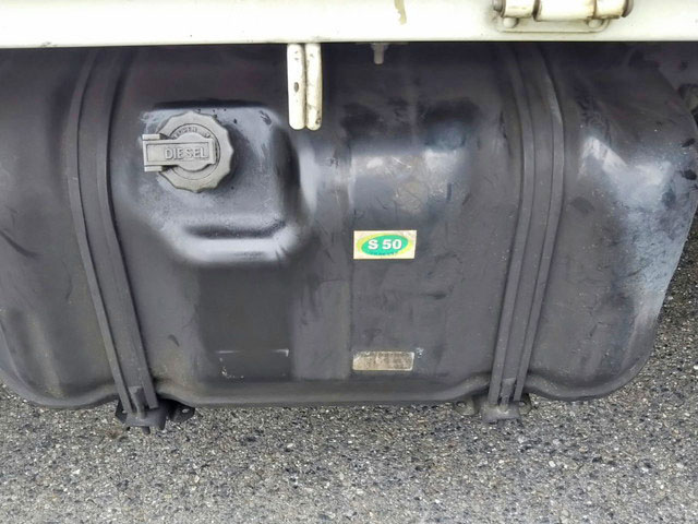 いすゞエルフ平ボディ小型（2t・3t）[写真16]