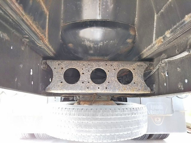 三菱ふそうスーパーグレートバルク車（粉粒体運搬車）大型（10t）[写真23]