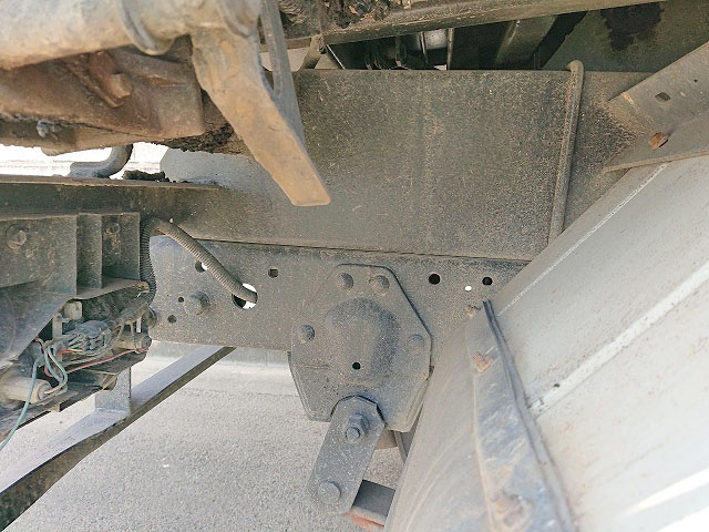いすゞエルフダンプ小型（2t・3t）[写真12]