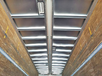 UDトラックスクオンアルミウイング大型（10t）[写真18]