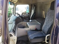 UDトラックスクオンアルミウイング大型（10t）[写真31]