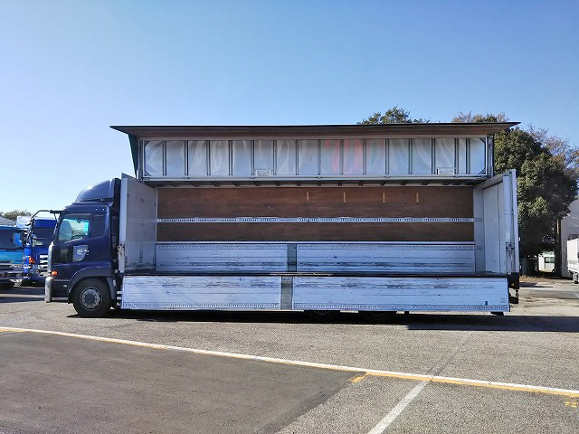 UDトラックスクオンアルミウイング大型（10t）[写真06]