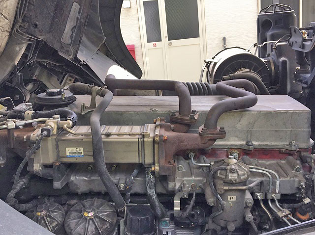 日野プロフィアトレーラーヘッド（トラクターヘッド）大型（10t）[写真23]