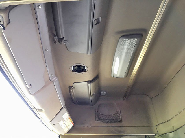 日野プロフィアトレーラーヘッド（トラクターヘッド）大型（10t）[写真33]