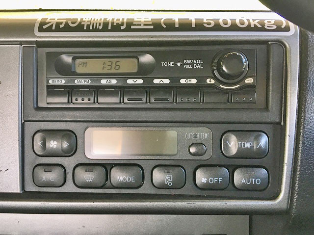 日野プロフィアトレーラーヘッド（トラクターヘッド）大型（10t）[写真36]