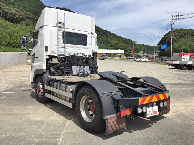 日野プロフィアトレーラーヘッド（トラクターヘッド）大型（10t）[写真04]