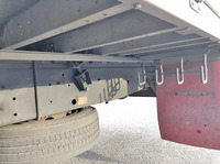 いすゞギガアルミウイング大型（10t）[写真17]