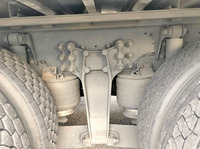 いすゞギガアルミウイング大型（10t）[写真20]