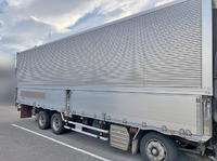 いすゞギガアルミウイング大型（10t）[写真06]