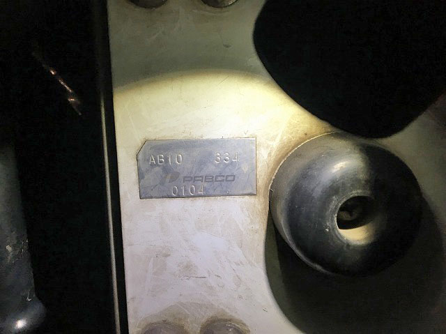 三菱ふそうキャンター平ボディ小型（2t・3t）[写真08]