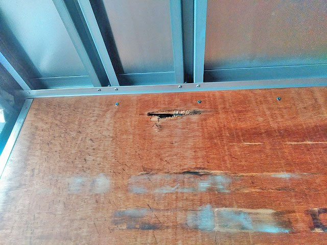 日野レンジャーアルミウイング中型（4t）[写真12]