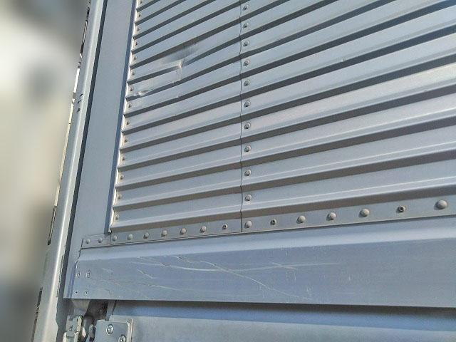 日野レンジャーアルミウイング中型（4t）[写真21]