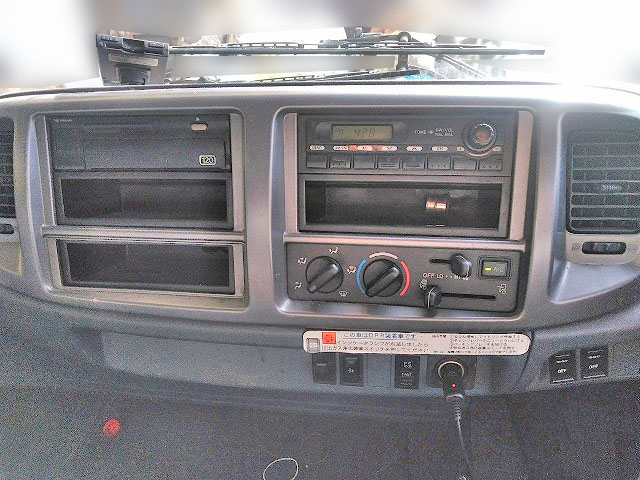 日野レンジャーアルミウイング中型（4t）[写真29]