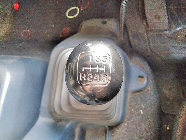 日野レンジャーアルミウイング中型（4t）[写真30]