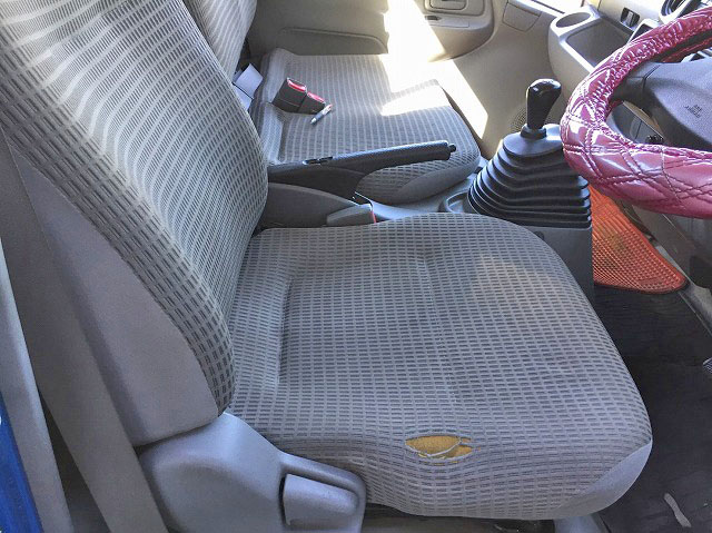 日野デュトロ平ボディ小型（2t・3t）[写真24]