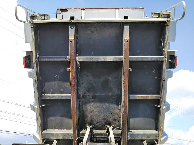 三菱ふそうファイターダンプ増トン（6t・8t）[写真14]