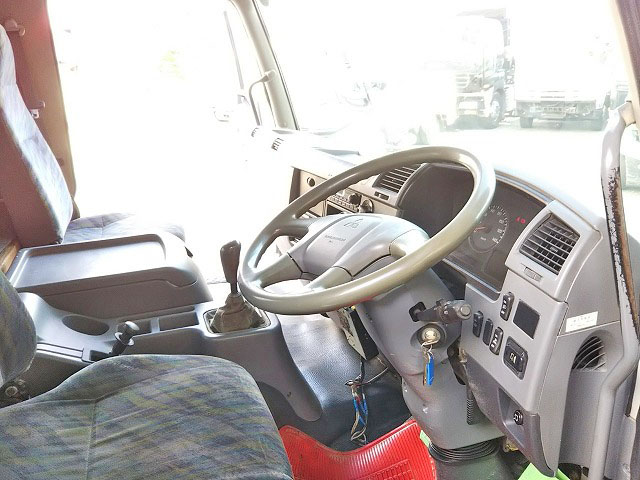 三菱ふそうファイターダンプ増トン（6t・8t）[写真35]