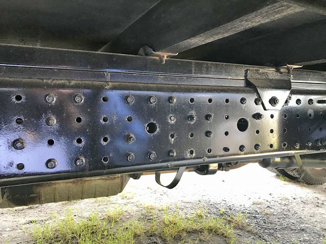 三菱ふそうキャンター平ボディ小型（2t・3t）[写真10]