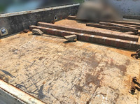 三菱ふそうキャンター平ボディ小型（2t・3t）[写真07]