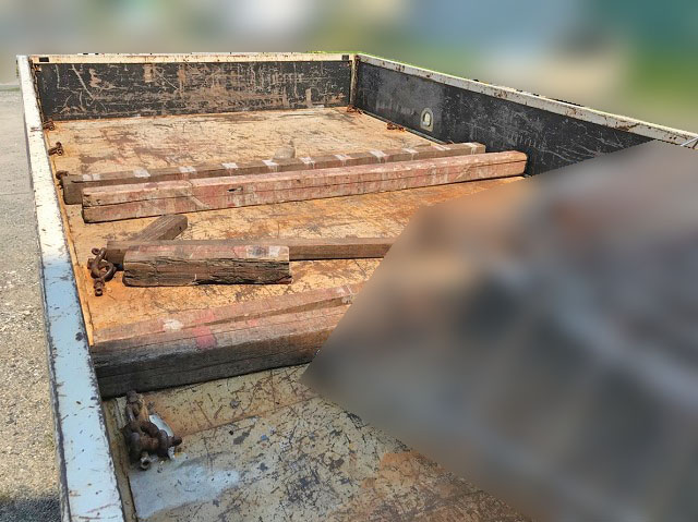 三菱ふそうキャンター平ボディ小型（2t・3t）[写真09]