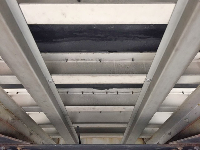 UDトラックスクオンアルミウイング大型（10t）[写真18]