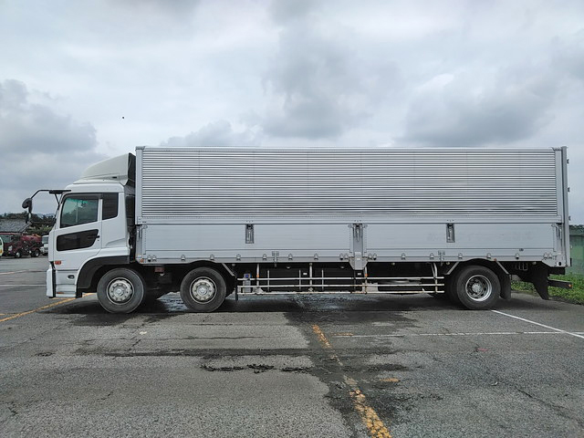 UDトラックスクオンアルミウイング大型（10t）[写真05]