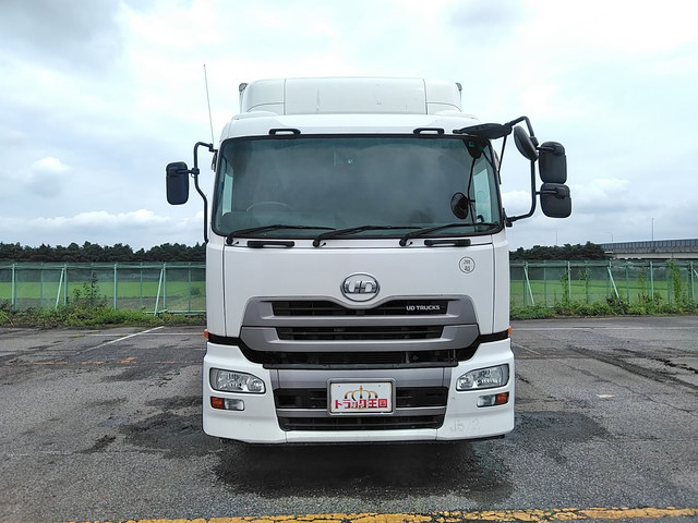 UDトラックスクオンアルミウイング大型（10t）[写真09]