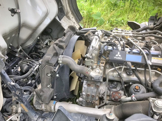 三菱ふそうキャンターダンプ小型（2t・3t）[写真23]