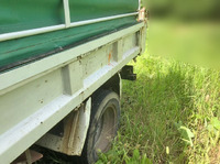 三菱ふそうキャンターダンプ小型（2t・3t）[写真06]