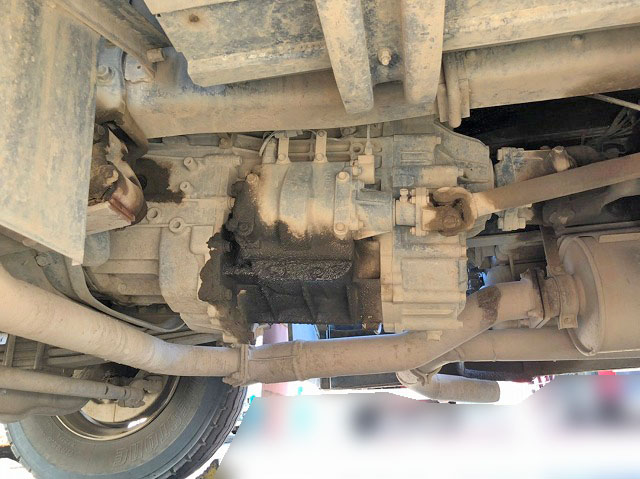 三菱ふそうスーパーグレートダンプ大型（10t）[写真18]