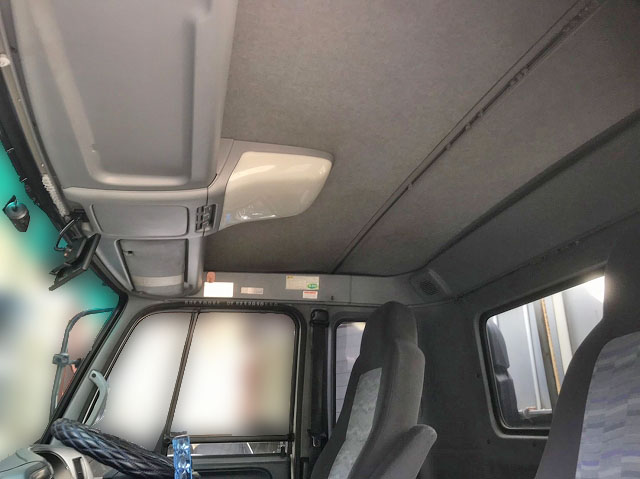 UDトラックスコンドルアルミブロック中型（4t）[写真26]