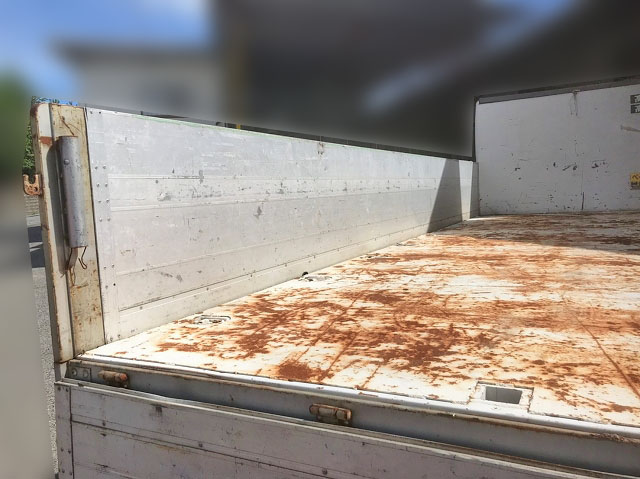 UDトラックスコンドルアルミブロック中型（4t）[写真09]