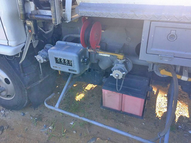 マツダタイタンタンク車（タンクローリー）小型（2t・3t）[写真10]